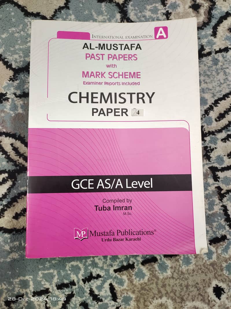 CHEMISTRY PAST PAPERS WITH MARK SCHEME - P4 0