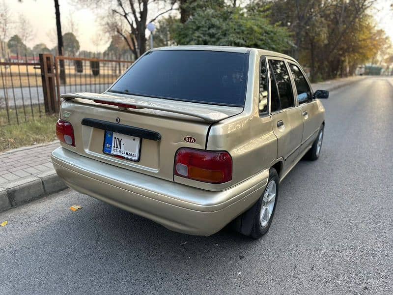 KIA Classic 2001 in excellent condition 5