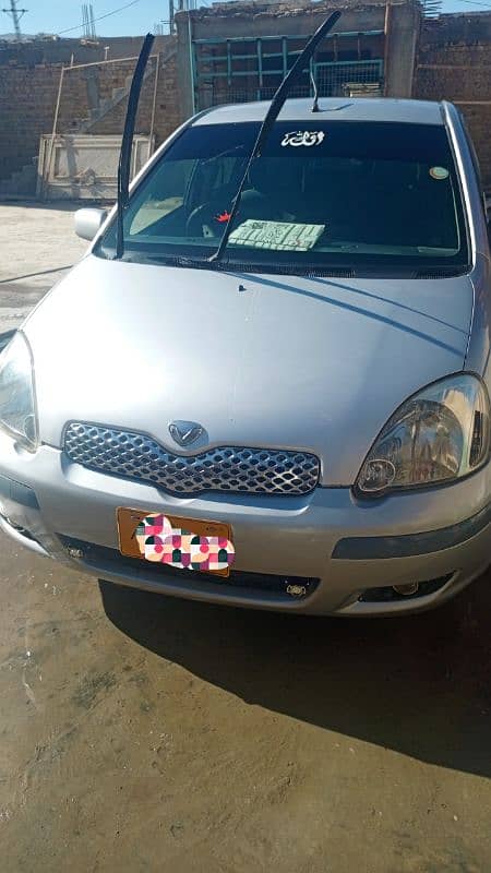 Toyota Vitz 2002 3