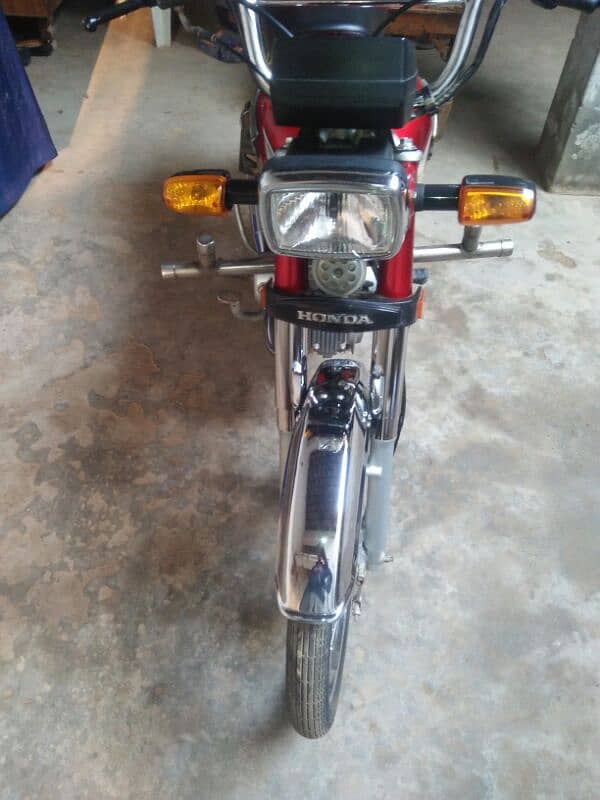 New look Honda 70 3