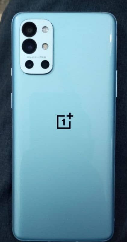 OnePlus 9R 1