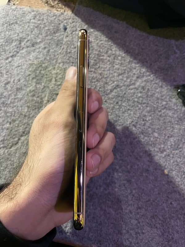 iphone 11pro max 256gb non pta 3