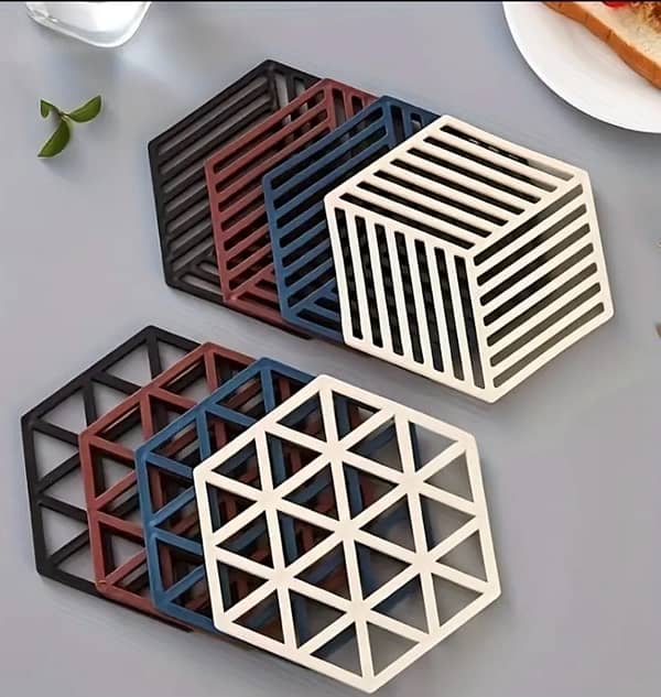 1 piece Geometric Plastic Coasters Set – Decorative High-Temperature 1