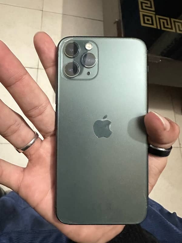 iphone 11 pro 2