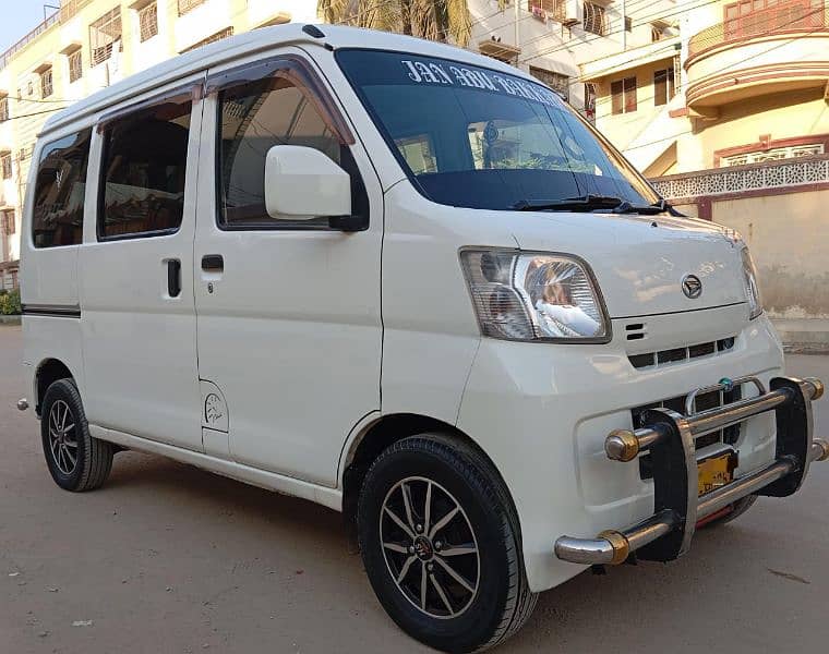 Daihatsu Hijet 2015 HALF CRUISE. 1