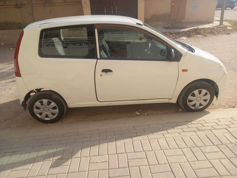 Daihatsu Mira 2006/2012 3