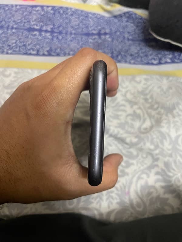 iphone 11 64GB Non pta 3