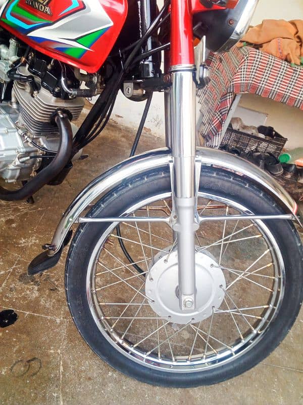 Honda 125 . . 2023 8