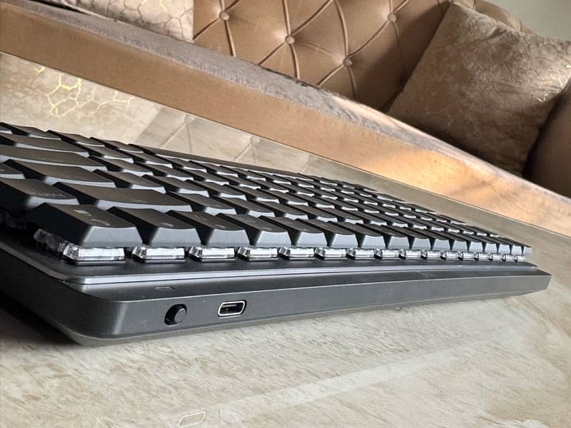 Logitech MX Mechanical Mini for MAC Wireless Keyboard 2