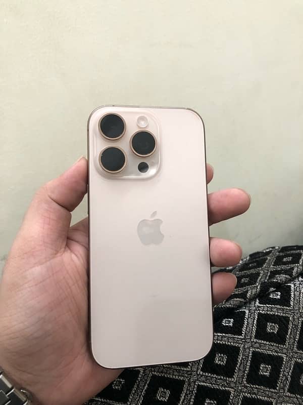 iPhone 16 pro 1