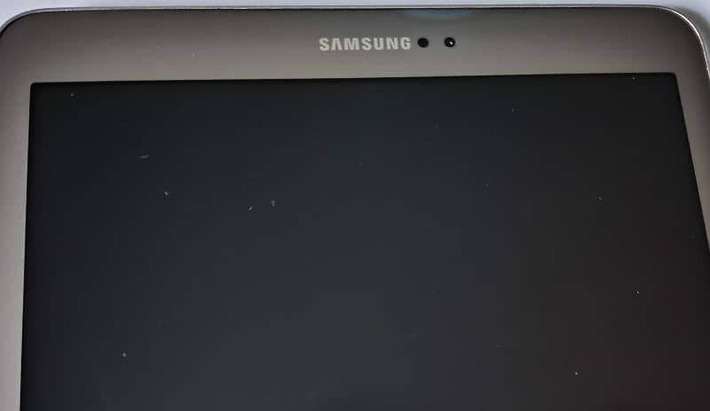 Single hand used Samsung Galaxy Tab S2 2