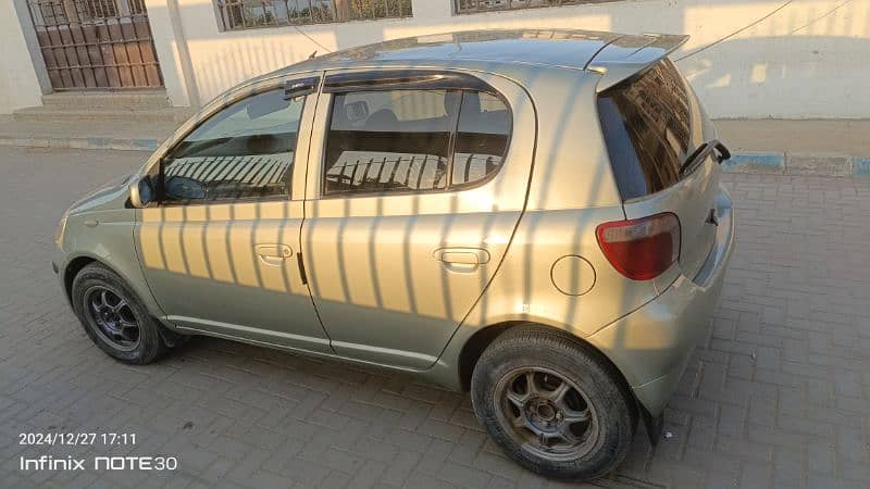 Toyota Vitz 2001 0