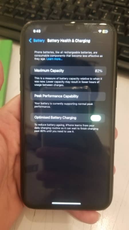 IPHONE XR (128 Gb) 10/9 Condition See Description 7