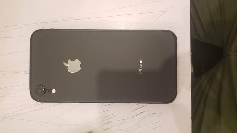 IPHONE XR (128 Gb) 10/9 Condition See Description 9