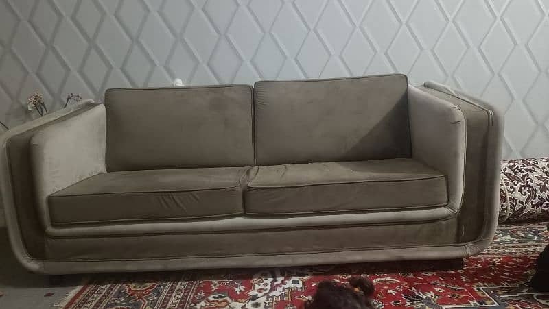 5 seater Sofa set 0