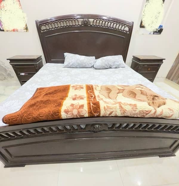 Wooden Bed with 2 side Tables 0