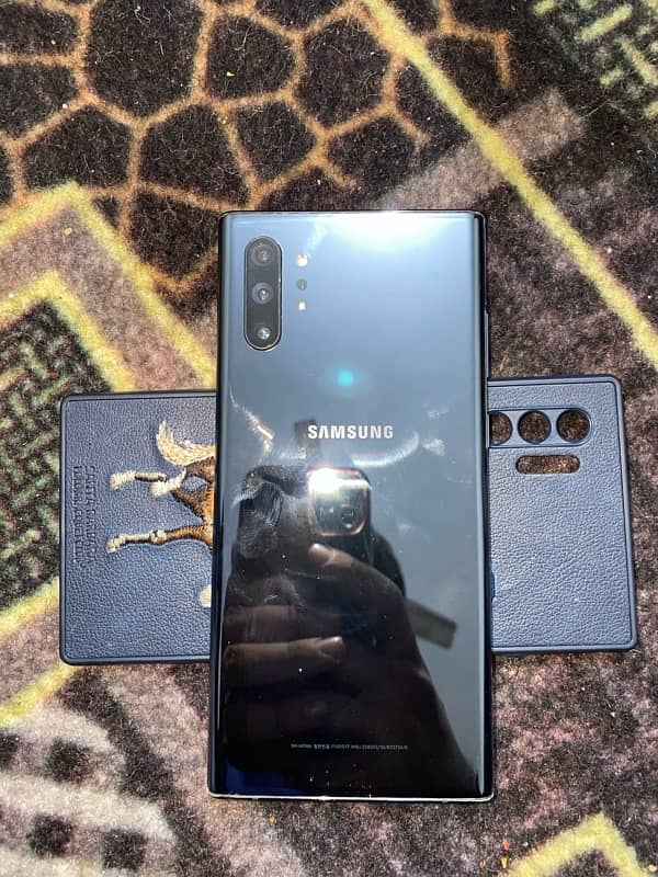 samsung note 10 plus with full packing 4