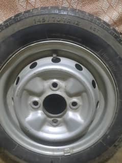 one Coure 12" stepni with General tyre almost 90% tyre