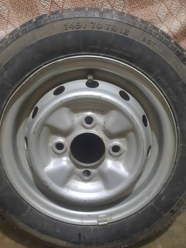 Coure 12" stepni with General tyre almost 90% tyre 1