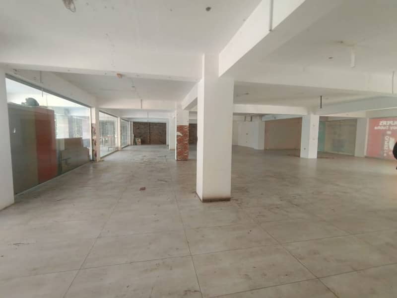 5000 Sqft Ground Floor Shop For Rent Located At Prime Location Of G-11 Markaz. 4