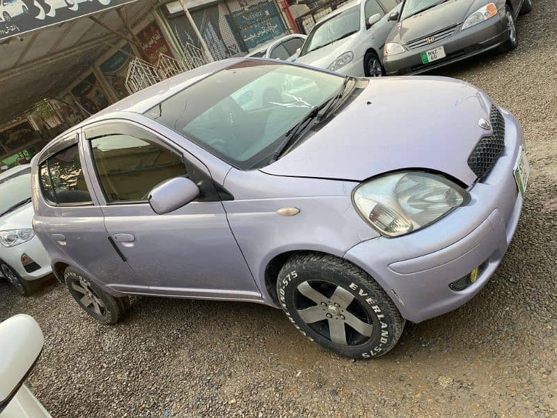 Toyota Vitz 2003 3