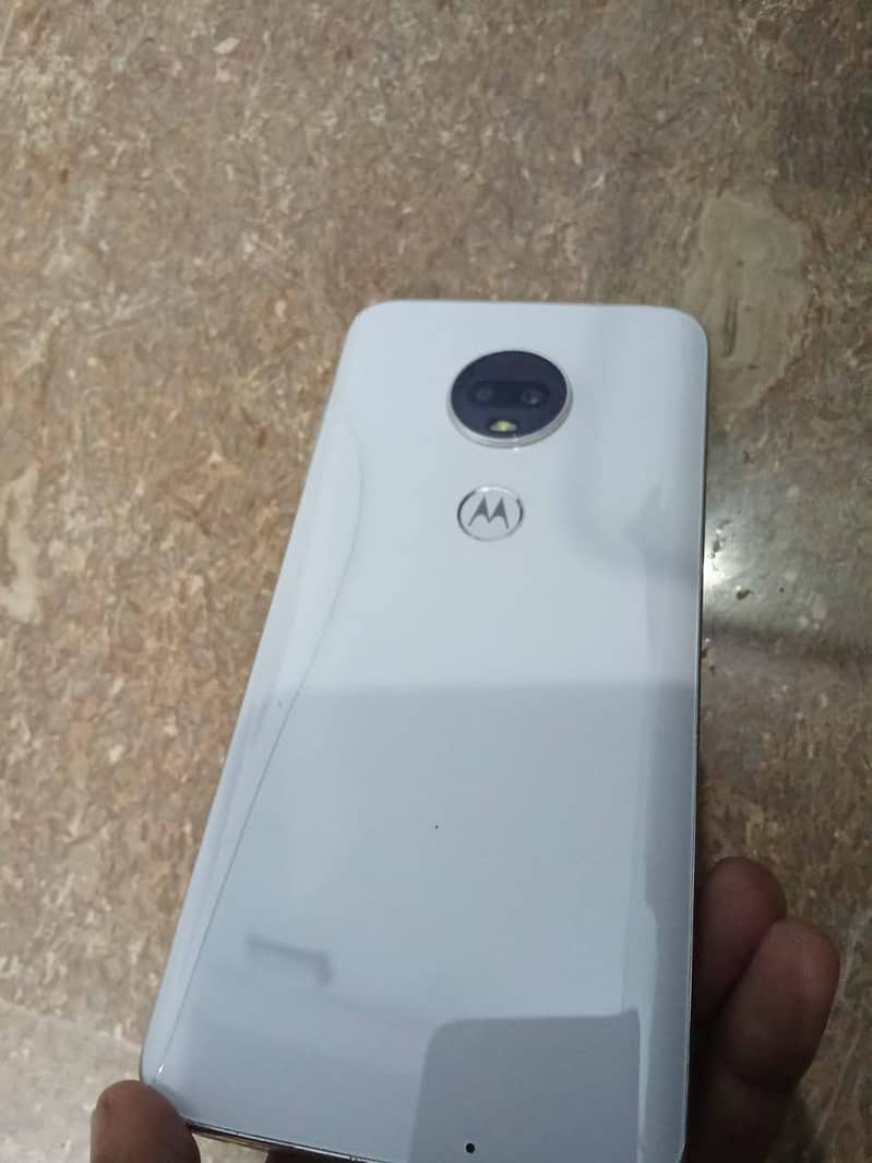 Motorola G7 plus 1