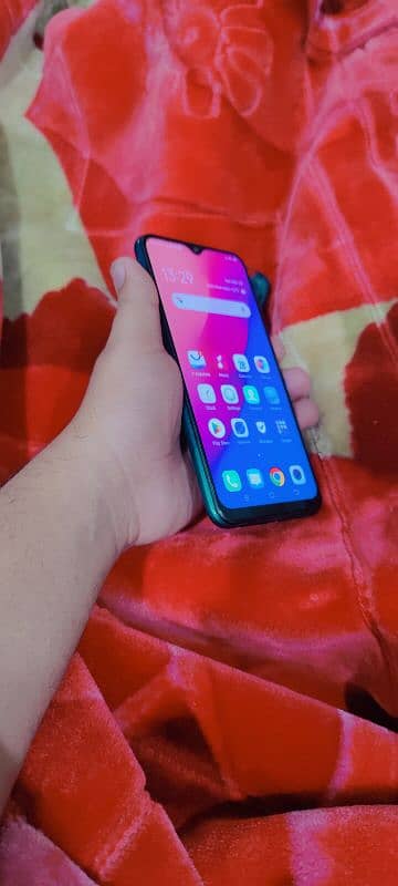 Vivo y15 1