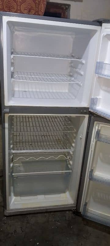 Haier full size fridge 4