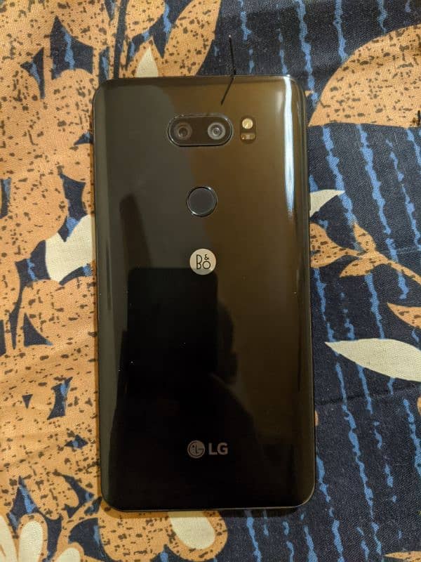 LG V30 Plus  4/64 0