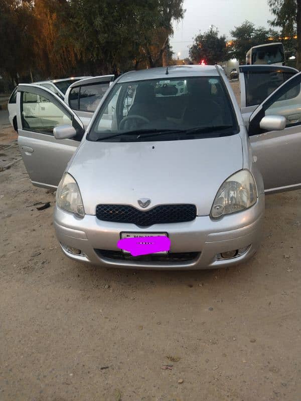 Toyota Vitz 2003 3