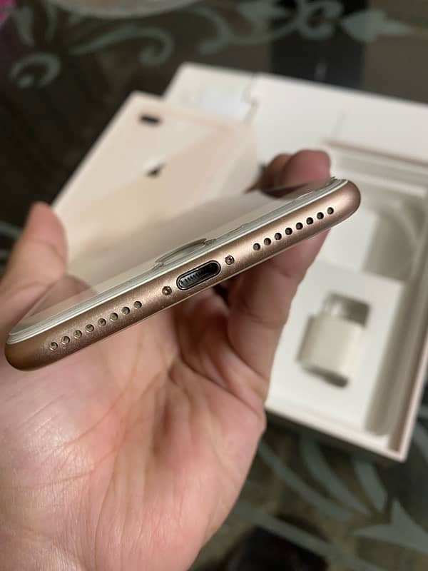 IPhone 8 plus  Factory Unlock With Box 4