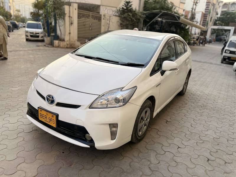 Toyota Prius 2012Reg2015 own enjine only 2pice tcp battery abs all ok 2