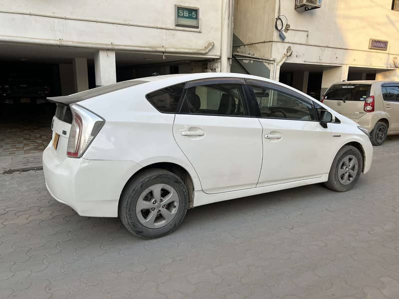 Toyota Prius 2012Reg2015 own enjine only 2pice tcp battery abs all ok 3