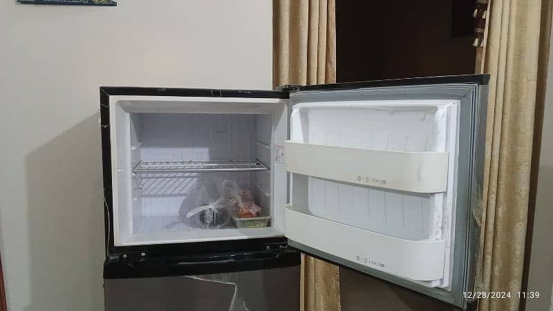 Orient Refrigerator 3