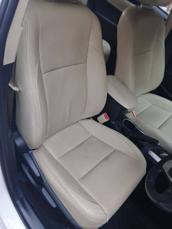 Toyota Altis Grande 2018 14