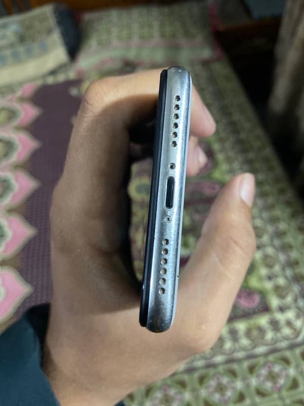 iPhone X pta provide 256 Gb 5