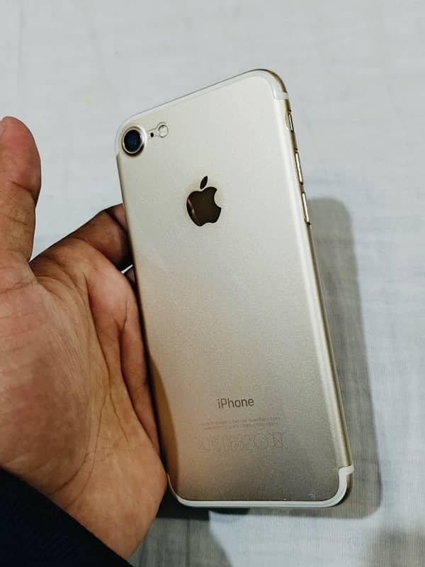 iphone 7 PTA Approved 128 Gb 3