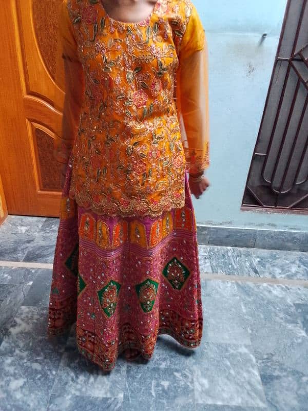 mehndi lehnga 0