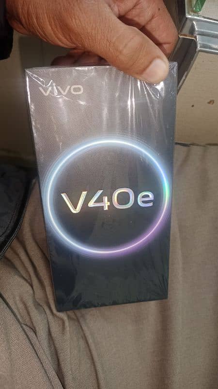 vivo v40e just box open 0