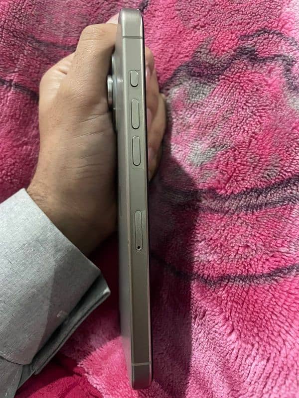 iphone 15 pro max 256gb 100health 1