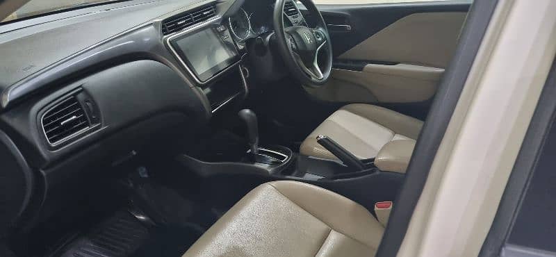 Honda City 1.5 cvt full option 2