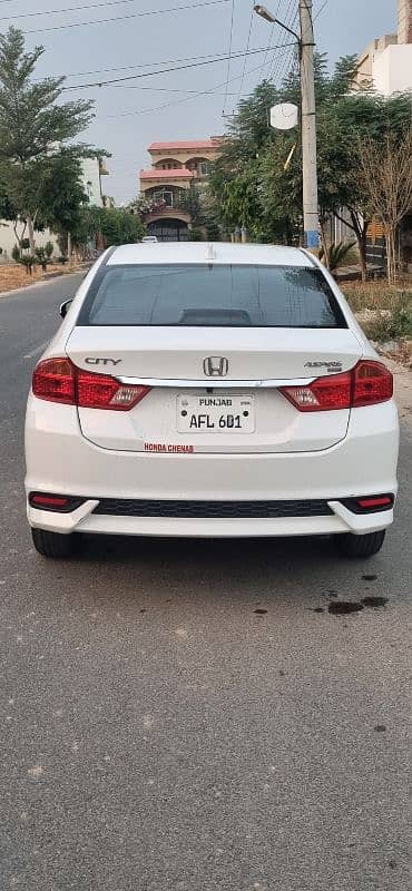 Honda City 1.5 cvt full option 12