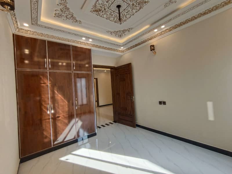 5 Marla Brand New Beautiful or Spanish House Solid Construction A+++ Gated Area Near Park Market And Mosque Near to Main Boulevard 28