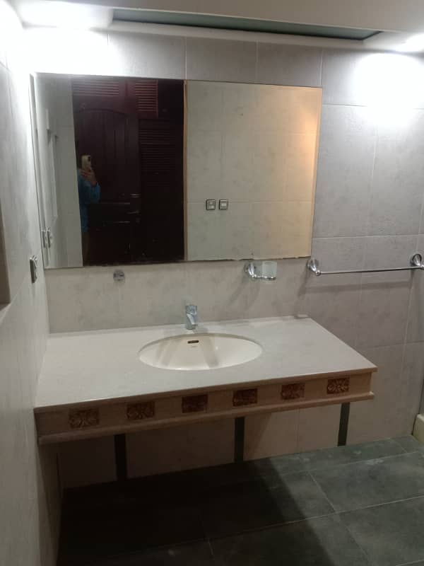 1 Kanal out Class Stylish House Prime Hot For Sale dha Phase3 2