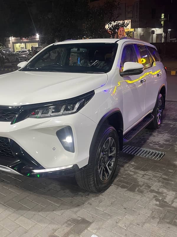 Toyota Fortuner Legender 2024 9