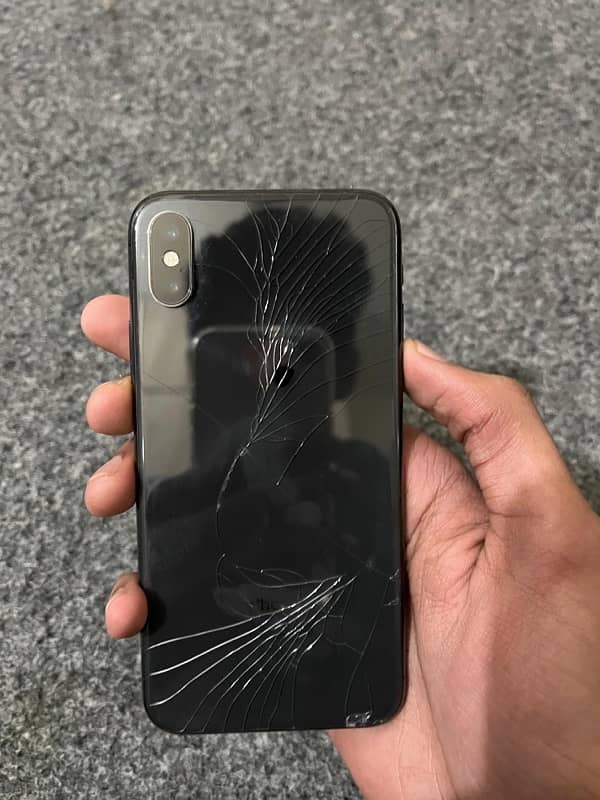 apple iphone x  64gb non pta 1