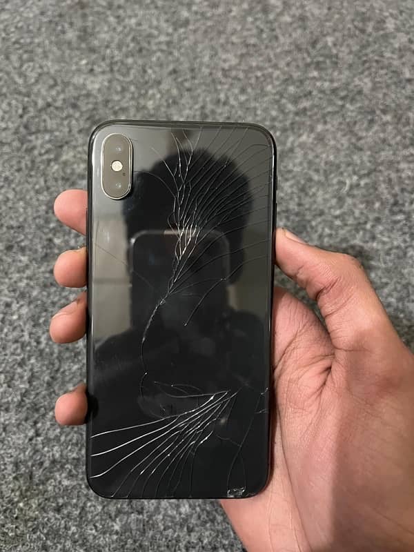 apple iphone x  64gb non pta 10