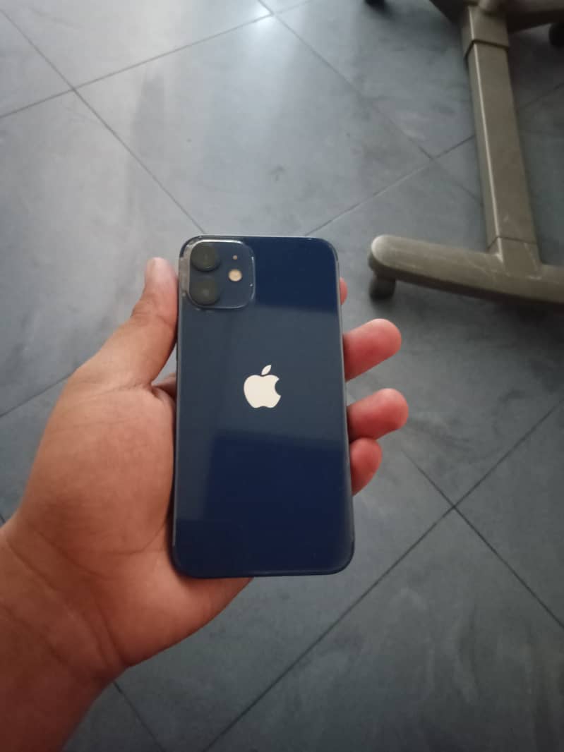 Apple iPhone 12 mini 2