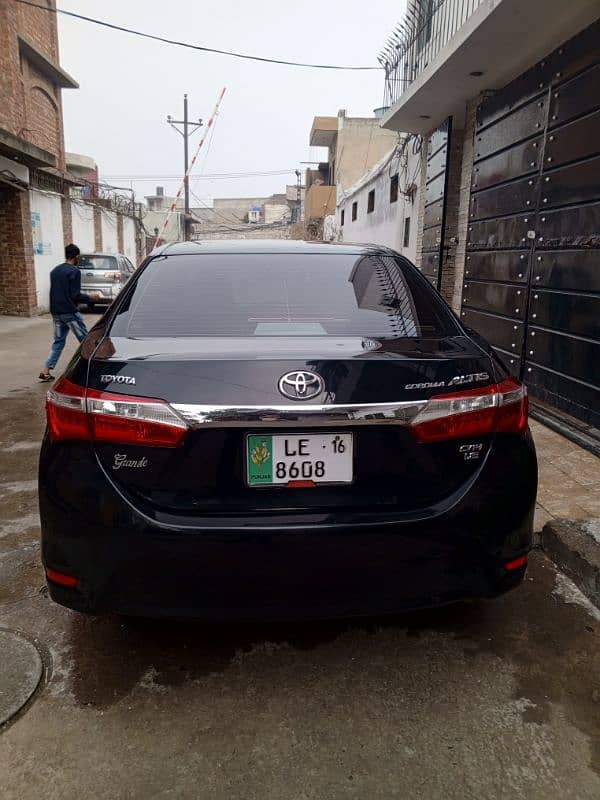 Toyota Corolla Altis Grande 3