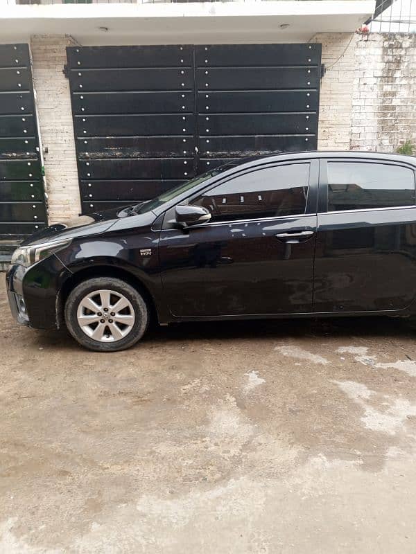 Toyota Corolla Altis Grande 12